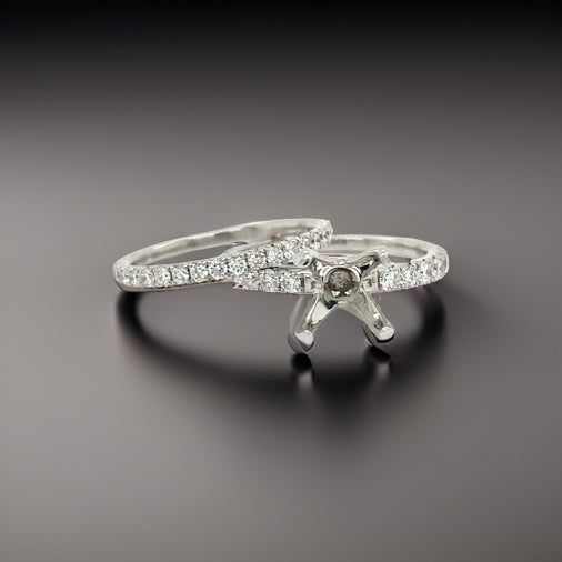 Maya Lianna Ring